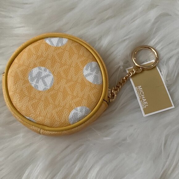 MICHAEL KORS Signature Polka Dot Small Circle Coin Pouch in Daisy Yellow - Picture 2 of 3